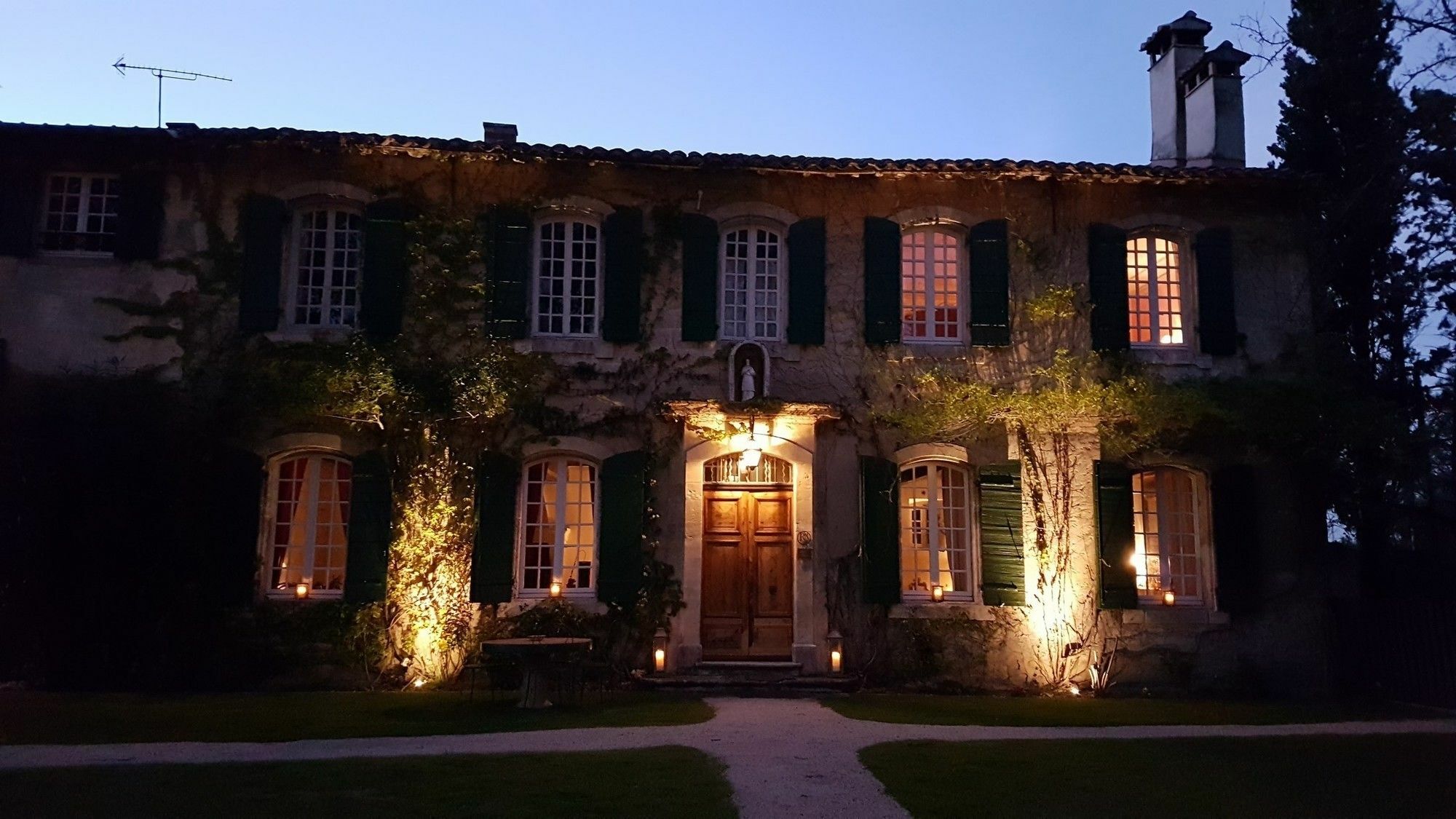 Domaine De Rhodes B&B Avignon Exterior photo
